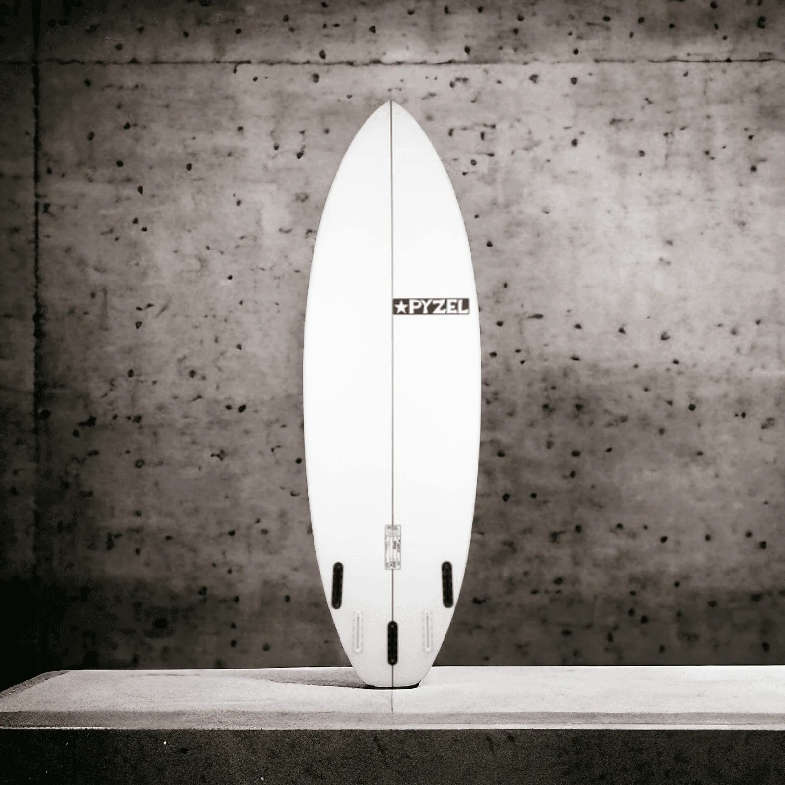 Pyzel Surfboards Gremlin 6'4 Futures 5-Fin